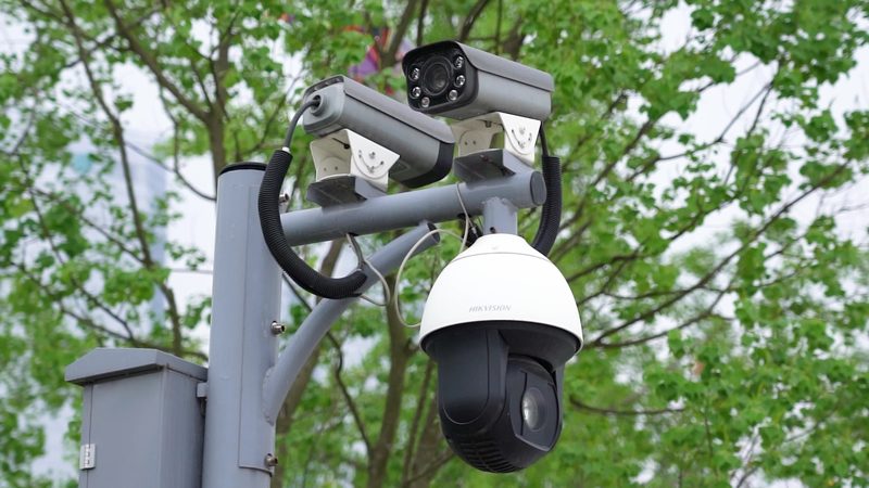 学校人脸识别门禁系统：分类与选型要点**